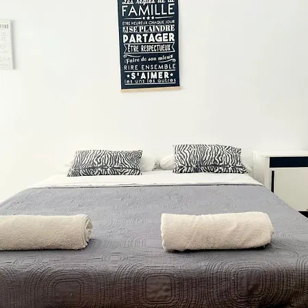 Urbanvibes Apartment *